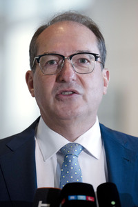 Pressestatement von Alexander Dobrindt in Berlin