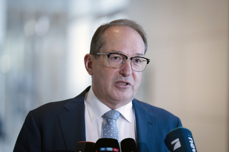 Pressestatement von Alexander Dobrindt in Berlin