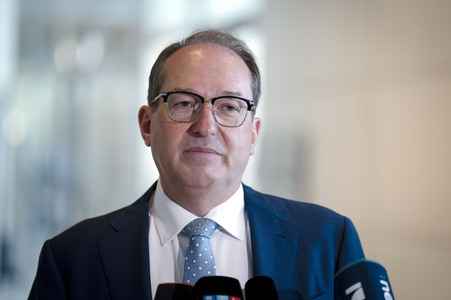 Pressestatement von Alexander Dobrindt in Berlin
