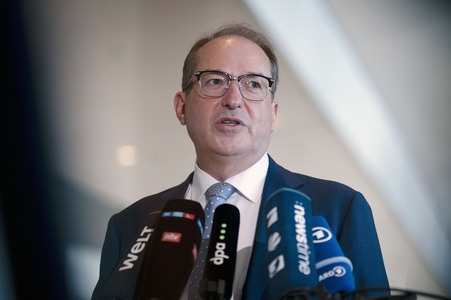 Pressestatement von Alexander Dobrindt in Berlin