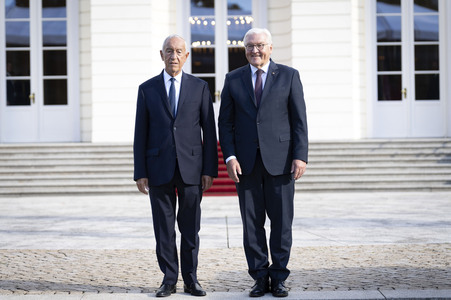 Begrüßung des Präsidenten der Portugiesischen Republik in Berlin