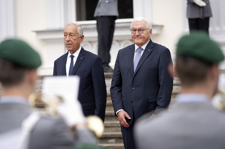Begrüßung des Präsidenten der Portugiesischen Republik in Berlin