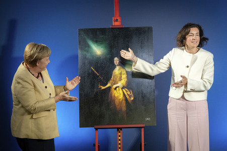 Ausstellungseröffnung 'Unsichtbare Wissenschaftlerinnen - Versäumte Bilder' in Berlin