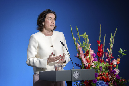 Ausstellungseröffnung 'Unsichtbare Wissenschaftlerinnen - Versäumte Bilder' in Berlin