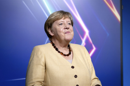 Ausstellungseröffnung 'Unsichtbare Wissenschaftlerinnen - Versäumte Bilder' in Berlin