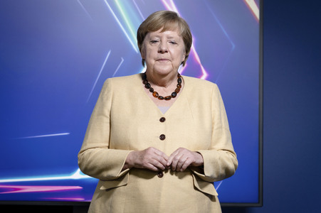 Ausstellungseröffnung 'Unsichtbare Wissenschaftlerinnen - Versäumte Bilder' in Berlin