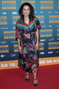 Filmpremiere 'Ganzer halber Bruder' in Köln