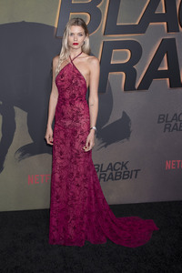 Serienpremiere 'Black Rabbit' in New York