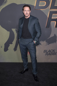 Serienpremiere 'Black Rabbit' in New York