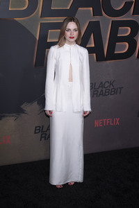 Serienpremiere 'Black Rabbit' in New York