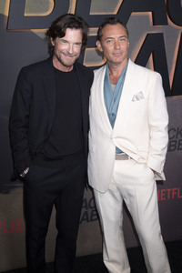 Serienpremiere 'Black Rabbit' in New York