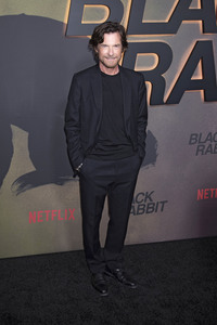 Serienpremiere 'Black Rabbit' in New York