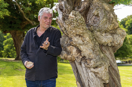 NATURE ART: Akazie / Acacia Bodypainting