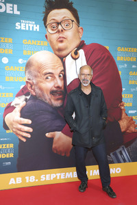 Filmpremiere 'Ganzer halber Bruder' in Hamburg