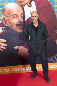 Filmpremiere 'Ganzer halber Bruder' in Hamburg