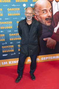Filmpremiere 'Ganzer halber Bruder' in Hamburg