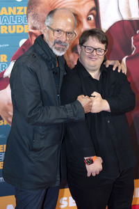 Filmpremiere 'Ganzer halber Bruder' in Hamburg