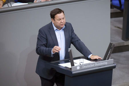 25. Sitzung des Deutschen Bundestages in Berlin