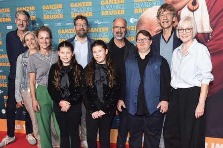 Filmpremiere 'Ganzer halber Bruder' in Hannover