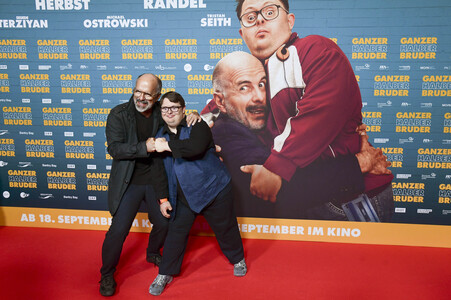 Filmpremiere 'Ganzer halber Bruder' in Hannover