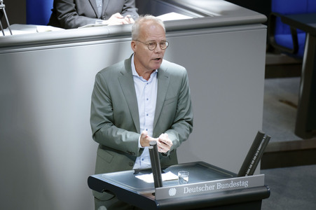 27. Sitzung des Deutschen Bundestages in Berlin