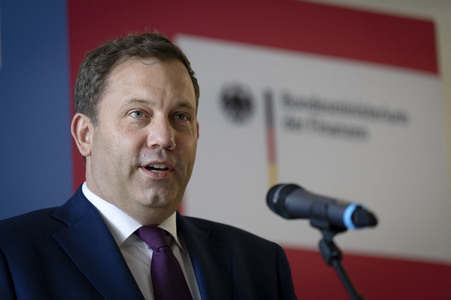 Pressestatement von Lars Klingbeil in Berlin