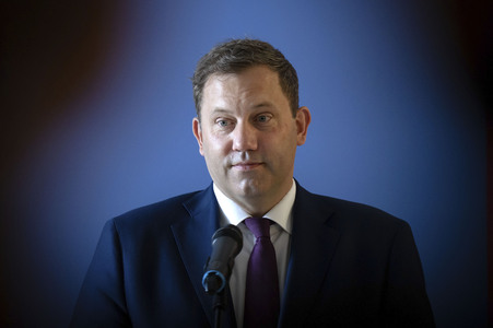 Pressestatement von Lars Klingbeil in Berlin