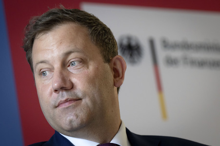 Pressestatement von Lars Klingbeil in Berlin