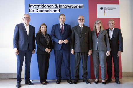 Pressestatement von Lars Klingbeil in Berlin