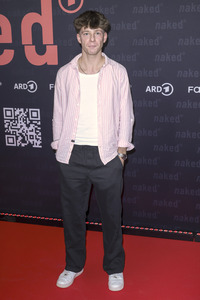 Serienpremiere 'Naked' in Köln