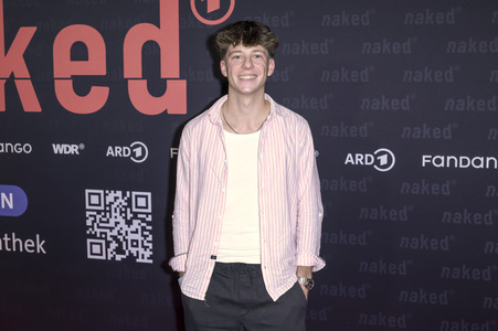 Serienpremiere 'Naked' in Köln