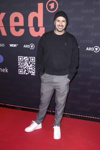 Serienpremiere 'Naked' in Köln