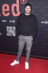 Serienpremiere 'Naked' in Köln
