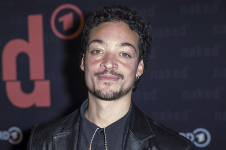 Serienpremiere 'Naked' in Köln