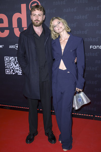 Serienpremiere 'Naked' in Köln