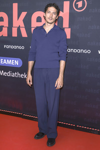 Serienpremiere 'Naked' in Köln