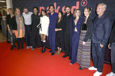 Serienpremiere 'Naked' in Köln