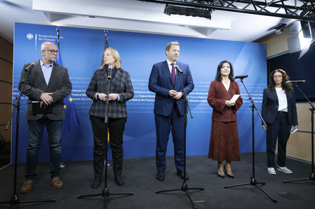 Stahlgespräch mit Betriebsräten und Gewerkschaften in Berlin