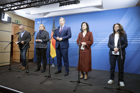 Stahlgespräch mit Betriebsräten und Gewerkschaften in Berlin