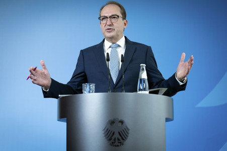 Pressestatement von Alexander Dobrindt zu Beschlüssen des Bundeskabinetts in Berlin