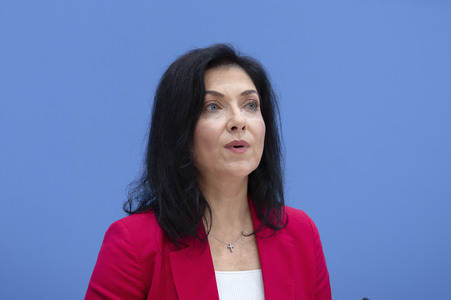 Bundespressekonferenz 'Vorstellung der Herbstprojektion 2025 der Bundesregierung' in Berlin