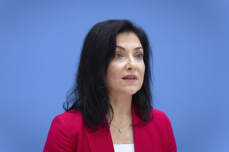 Bundespressekonferenz 'Vorstellung der Herbstprojektion 2025 der Bundesregierung' in Berlin