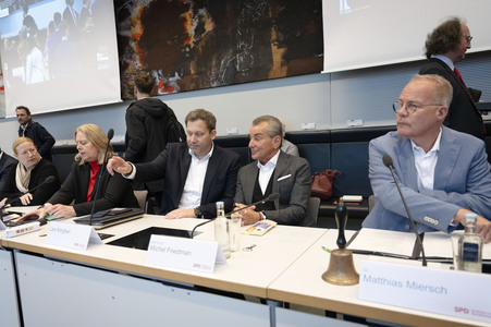 Fraktionssitzung der SPD-Bundestagsfraktion in Berlin