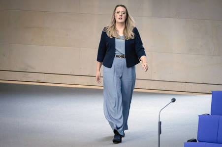 30. Sitzung des Deutschen Bundestages in Berlin