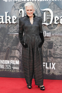 Festivaleröffnung und Filmpremiere 'Wake Up Dead Man: A Knives Out Mystery', BFI London Film Festival 2025