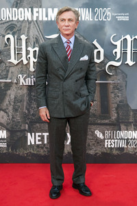 Festivaleröffnung und Filmpremiere 'Wake Up Dead Man: A Knives Out Mystery', BFI London Film Festival 2025