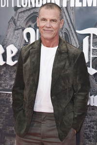 Festivaleröffnung und Filmpremiere 'Wake Up Dead Man: A Knives Out Mystery', BFI London Film Festival 2025