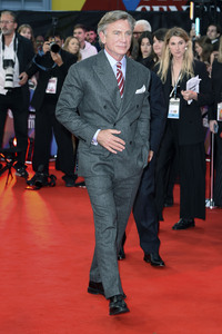 Festivaleröffnung und Filmpremiere 'Wake Up Dead Man: A Knives Out Mystery', BFI London Film Festival 2025