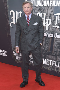 Festivaleröffnung und Filmpremiere 'Wake Up Dead Man: A Knives Out Mystery', BFI London Film Festival 2025