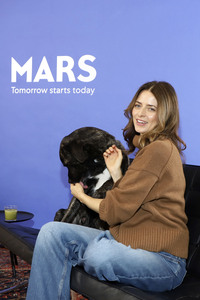 Fototermin mit Eva Padberg zum Welthundetag in Hamburg